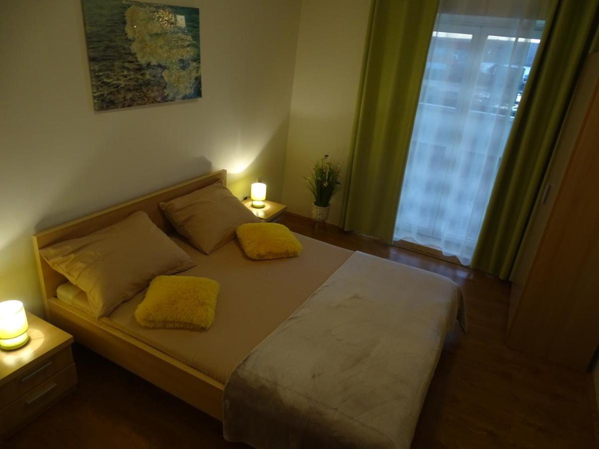 Apartments Sime Dinjiska Exterior photo